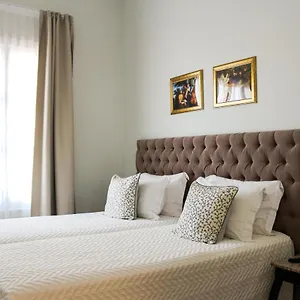 https://9-muses-hotel.hotelsatayianapa.com